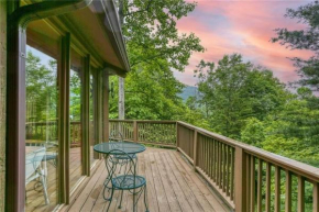 Chalet 141 - Peaceful wooded views cozy interiors plus wifi